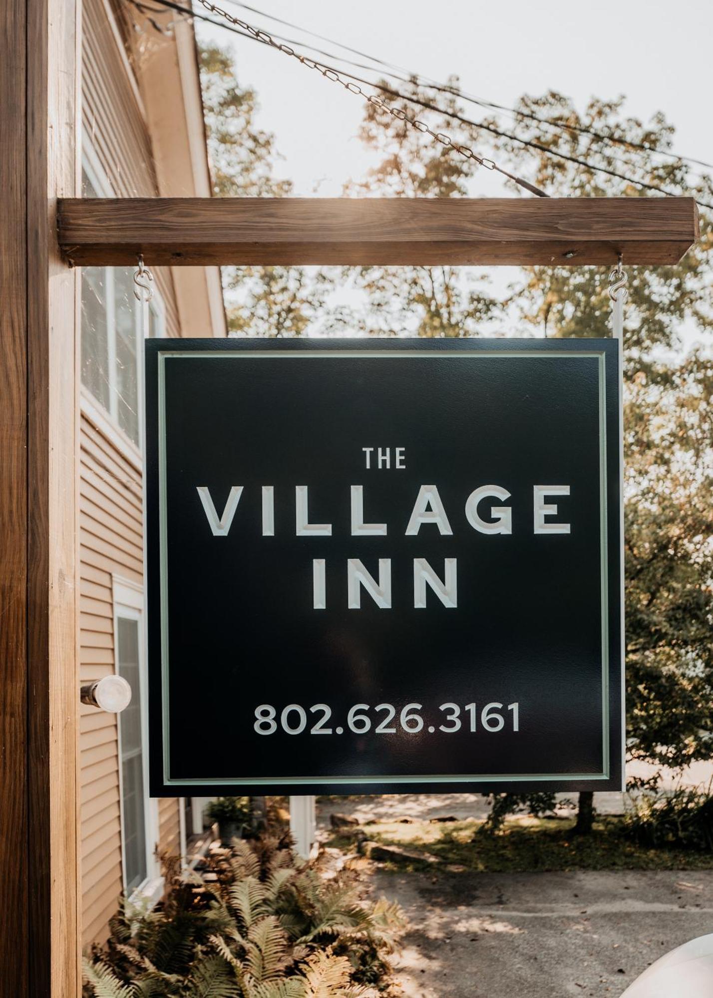 The Village Inn Burke Exterior foto